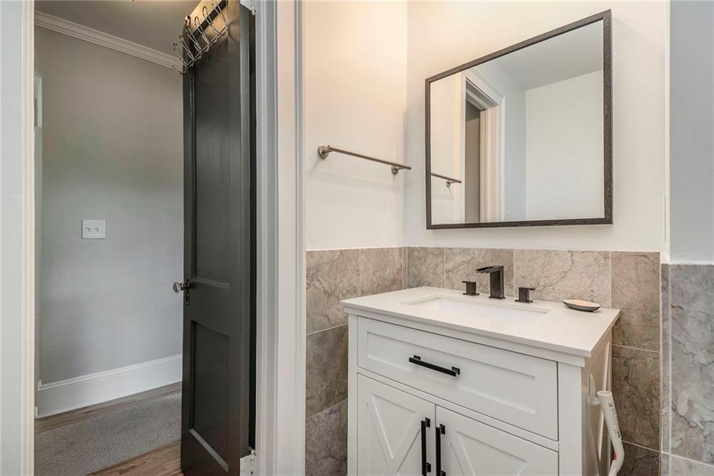 2871 Tupelo Street Se - Photo 27
