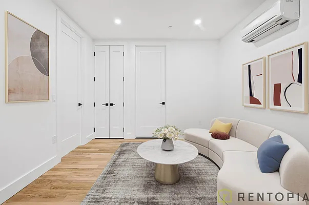 28 Richardson Street - Photo 2