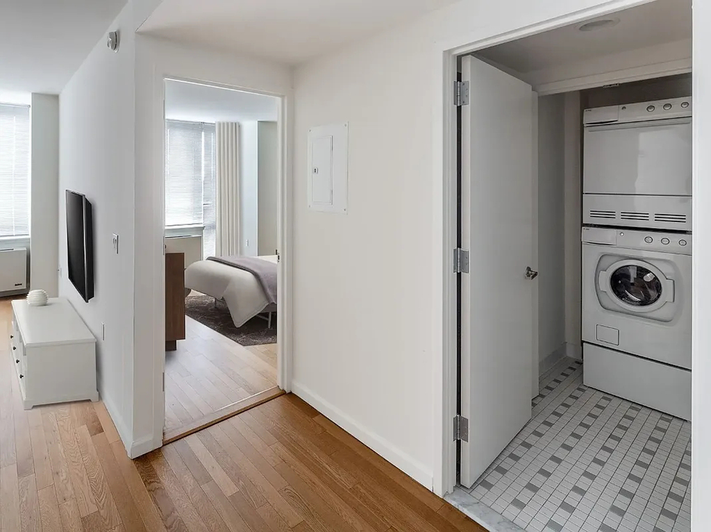 Flex 2 West 110th Street - Photo 1