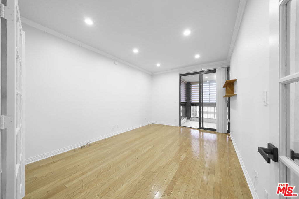 4477 Wilshire Boulevard - Photo 20
