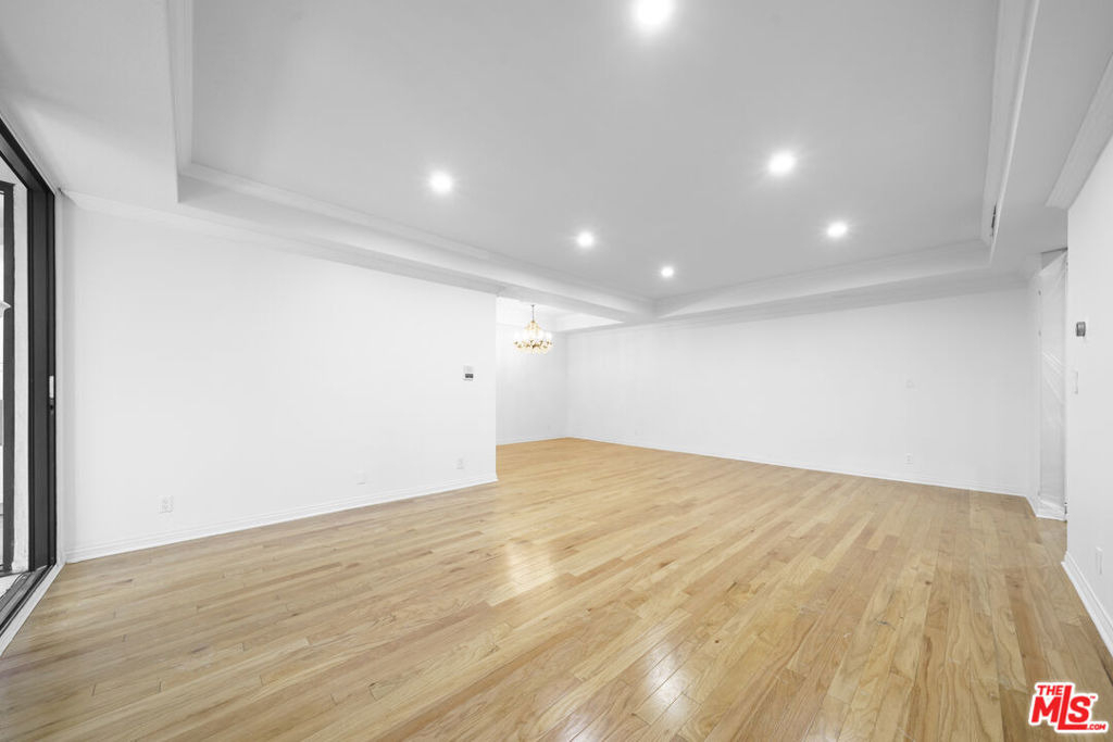 4477 Wilshire Boulevard - Photo 18