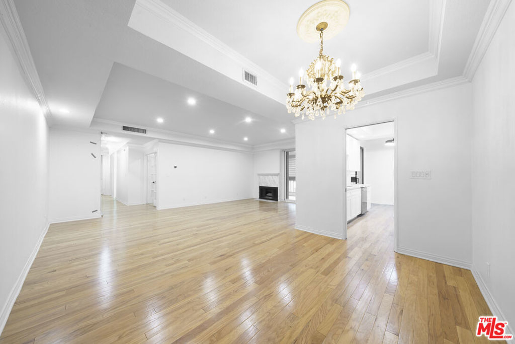 4477 Wilshire Boulevard - Photo 0