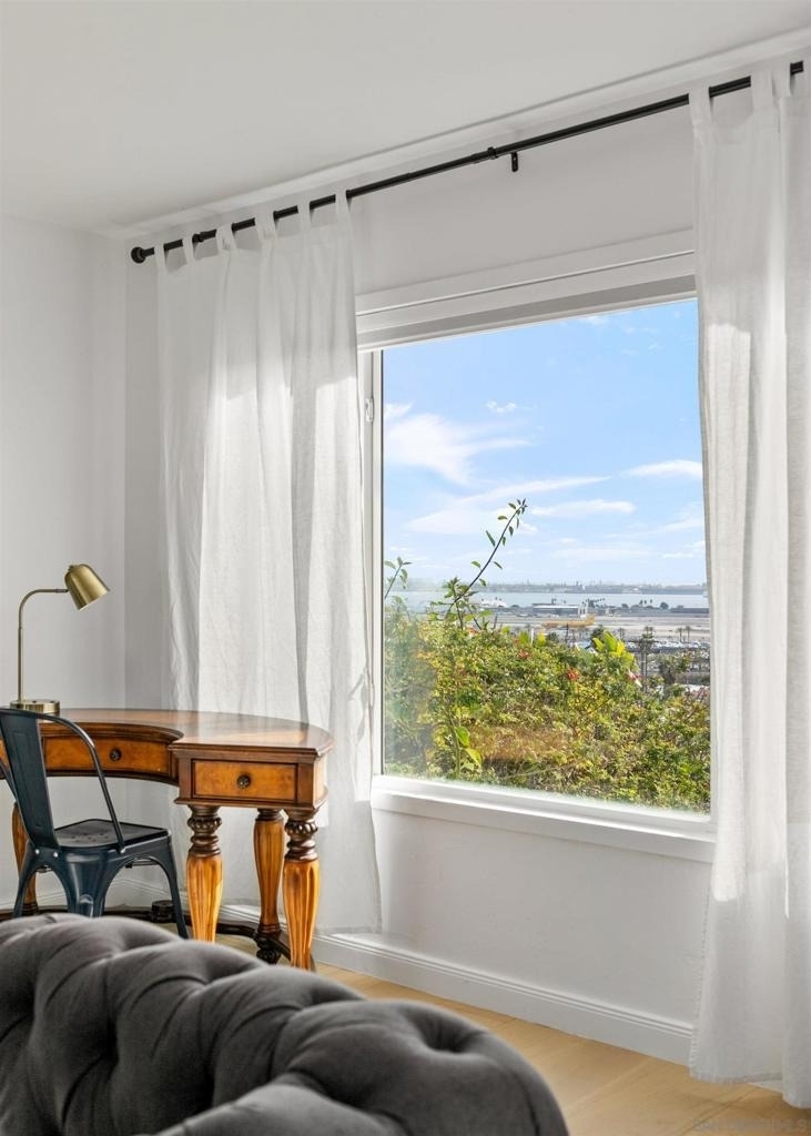 1841 Linwood - Photo 8