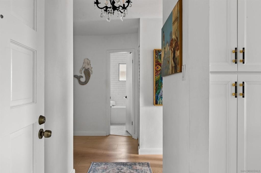 1841 Linwood - Photo 9