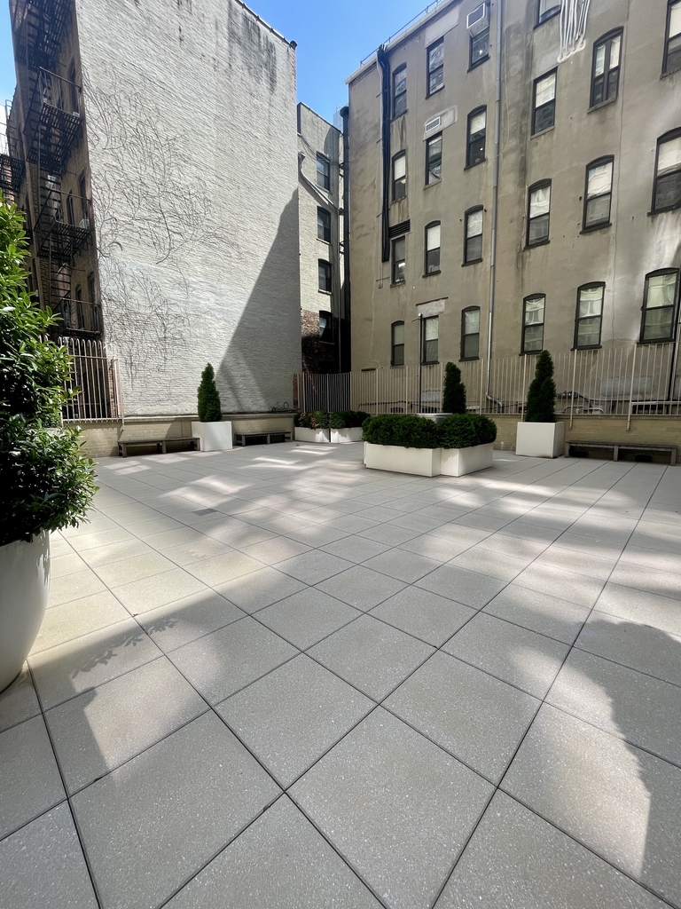 E71st Street / 1st Ave - Photo 11