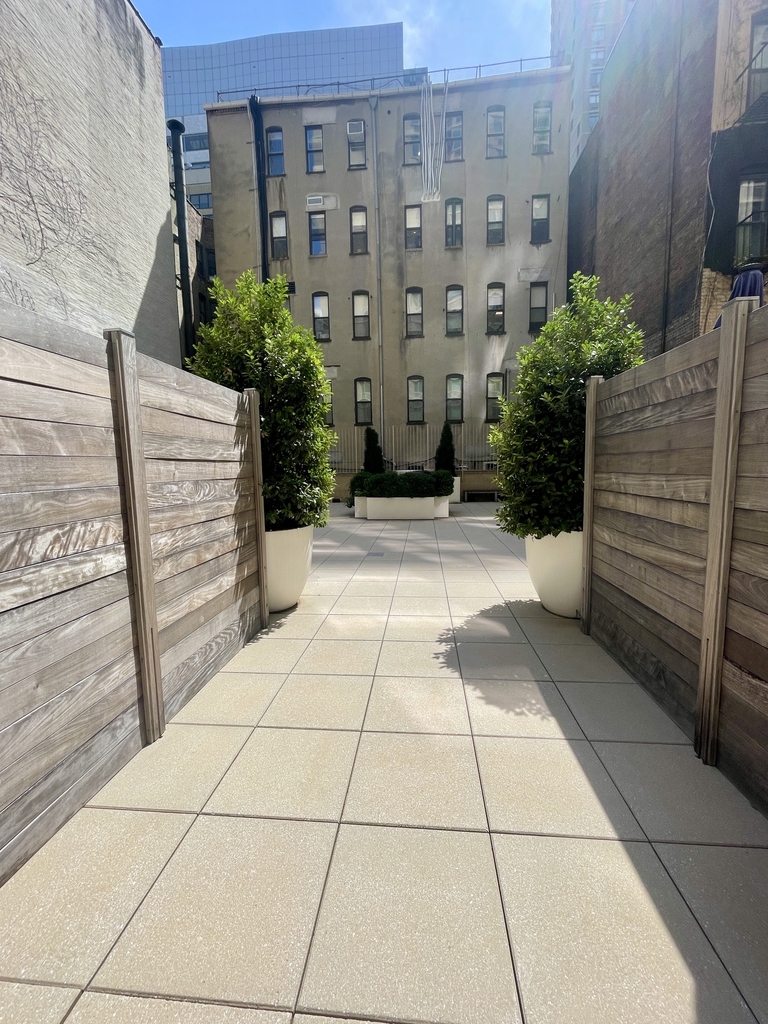 E71st Street / 1st Ave - Photo 10
