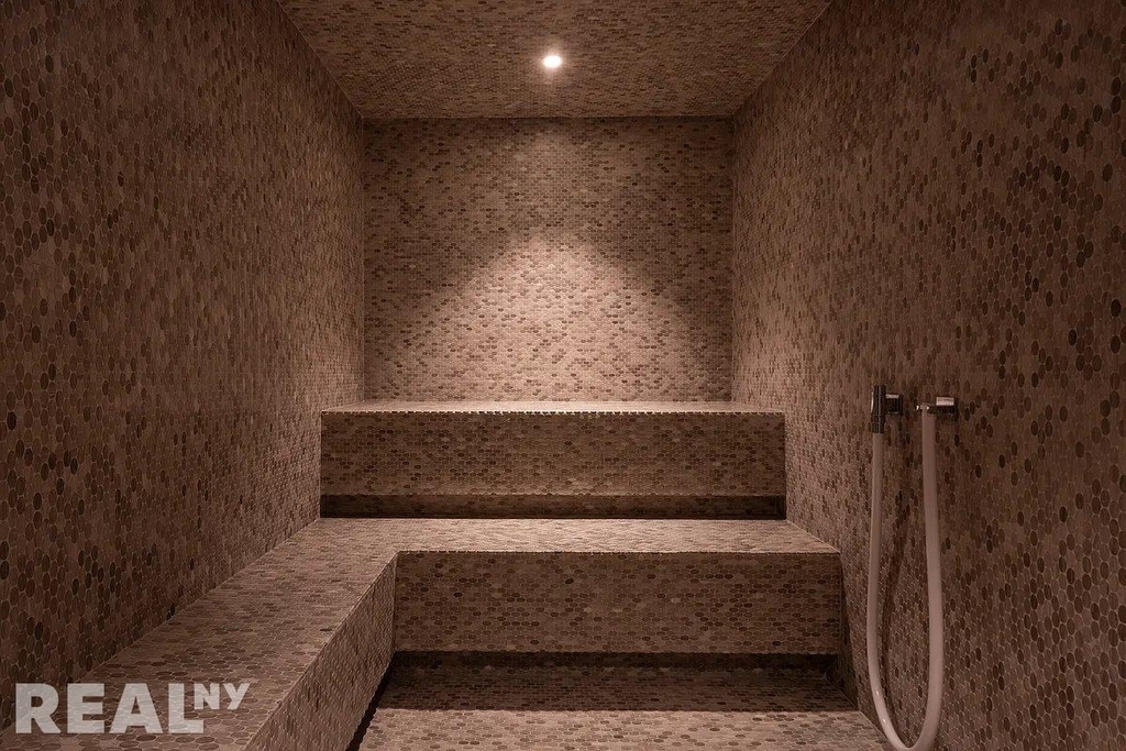 West 61st Street - Photo 8