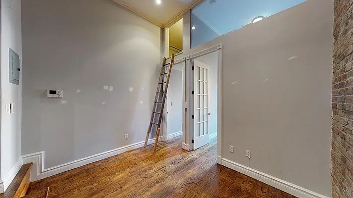 234 West 14th Street - Photo 2