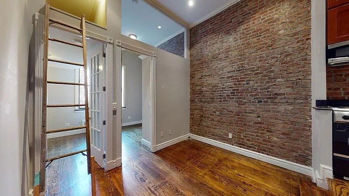 234 West 14th Street - Photo 6