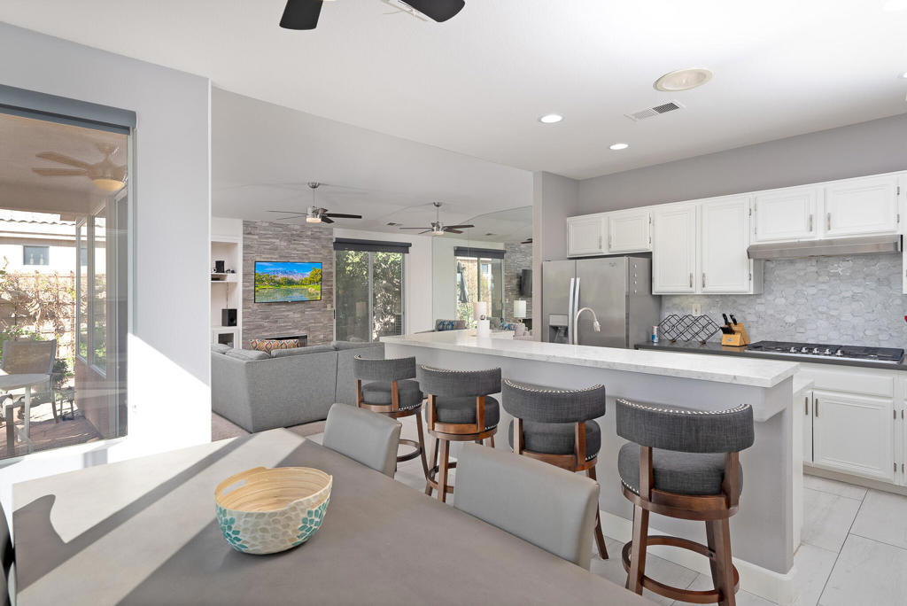 67579 S Laguna Drive - Photo 4