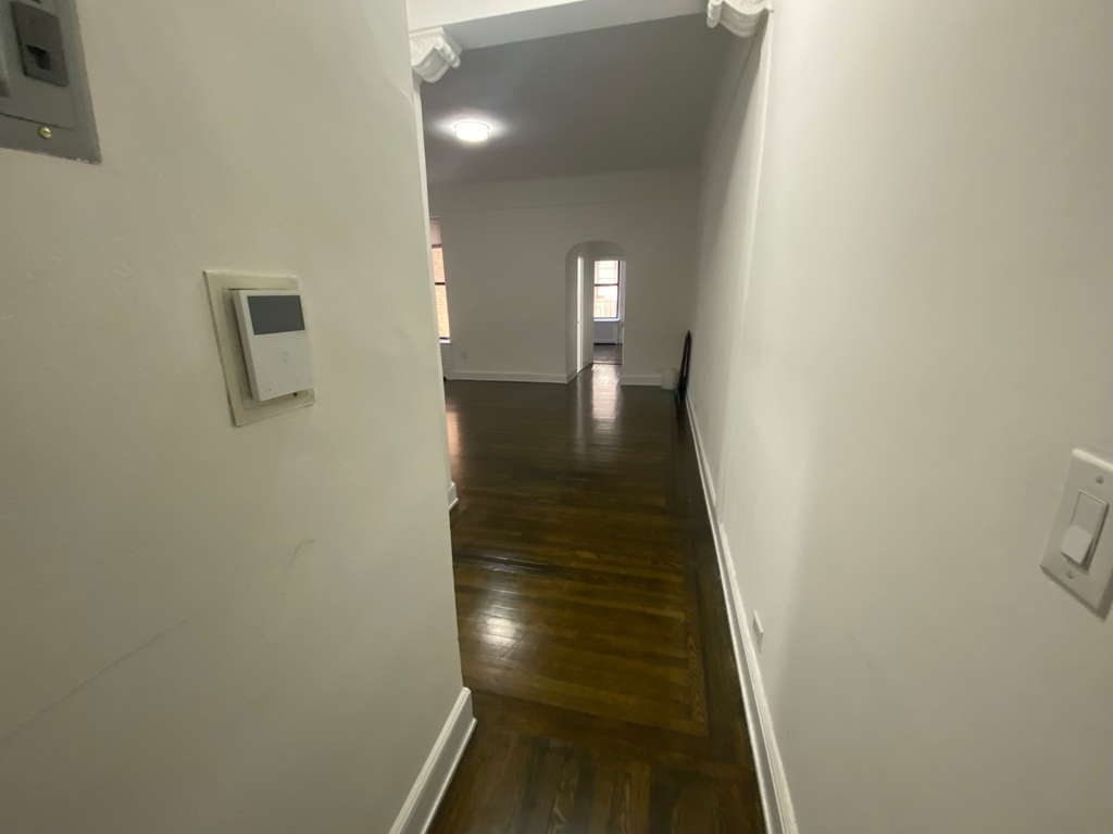 East 81st Street - Photo 0