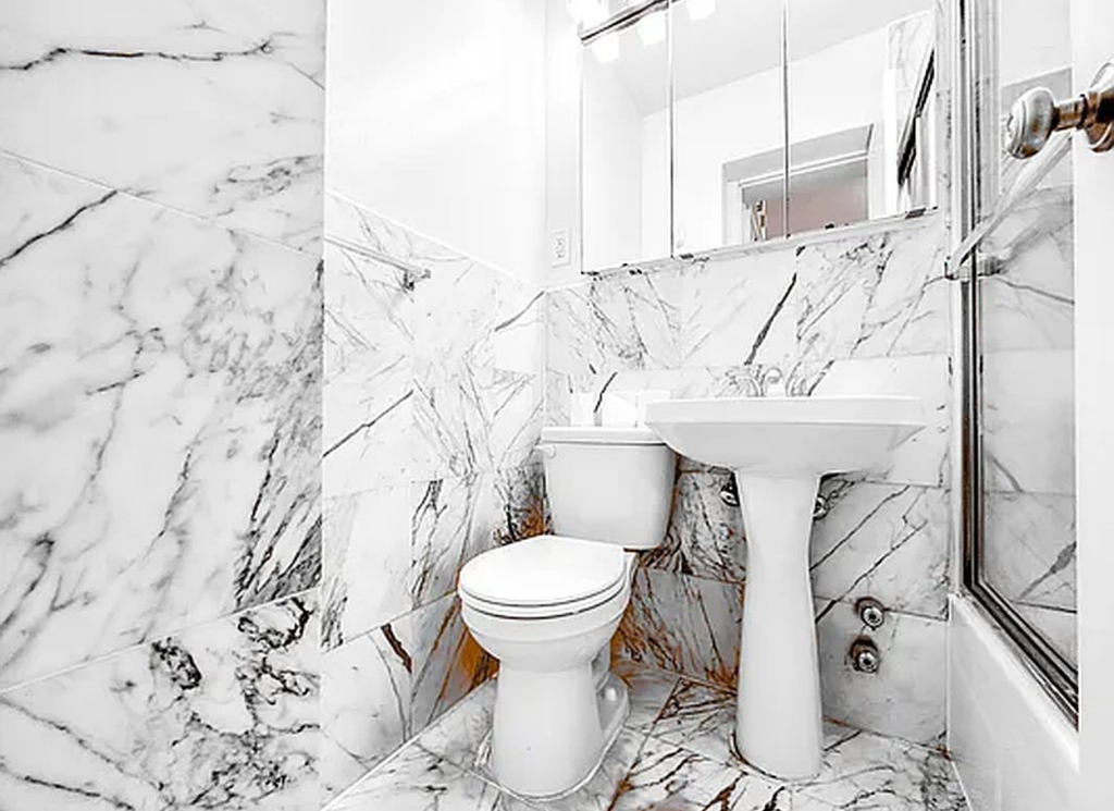 326 East 58th Street - Photo 5