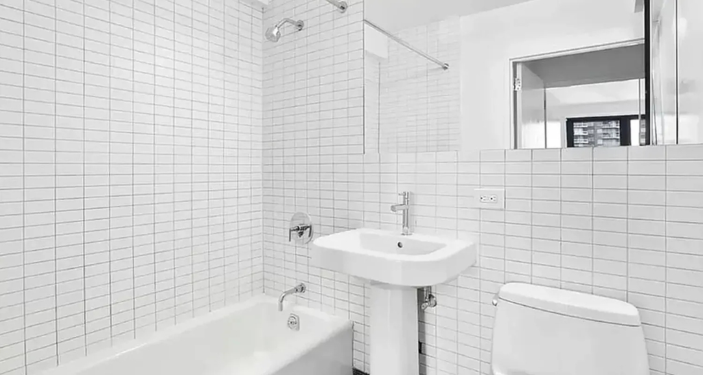 222 East 39th Street - Photo 6
