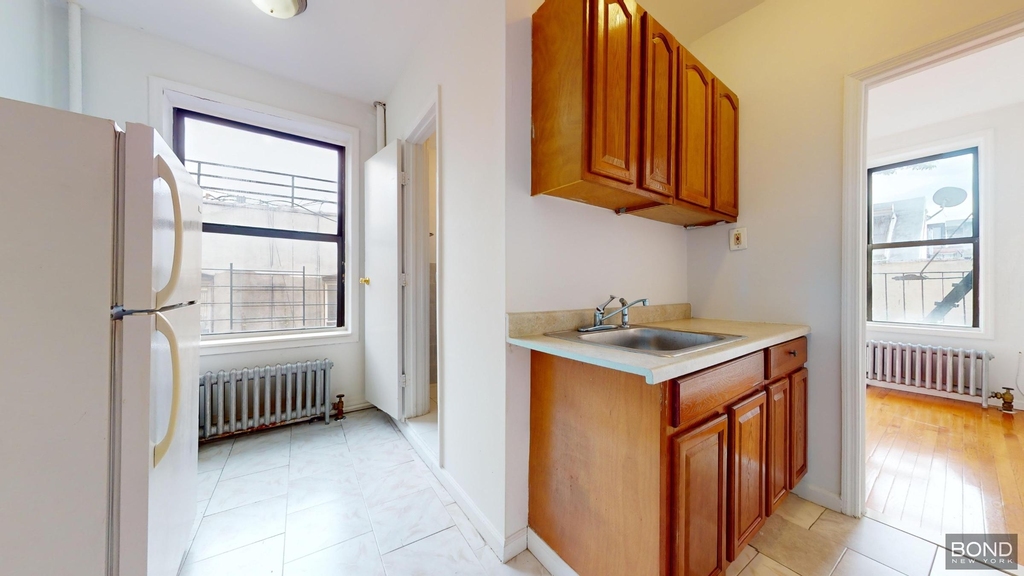 508 East 13th Street - Photo 2