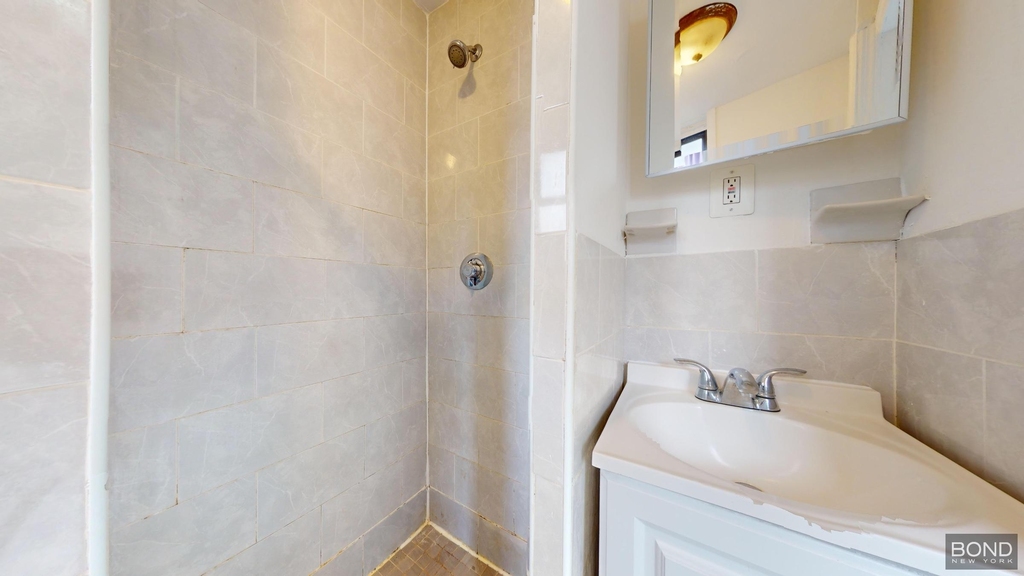 508 East 13th Street - Photo 6