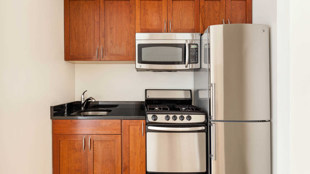 228 West 71st Street - Photo 9