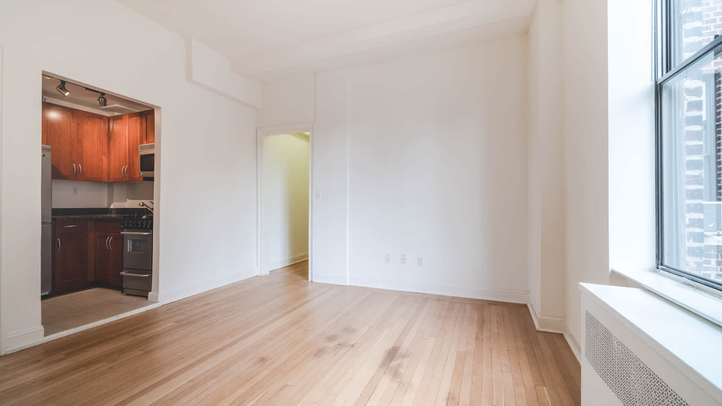 228 West 71st Street - Photo 11