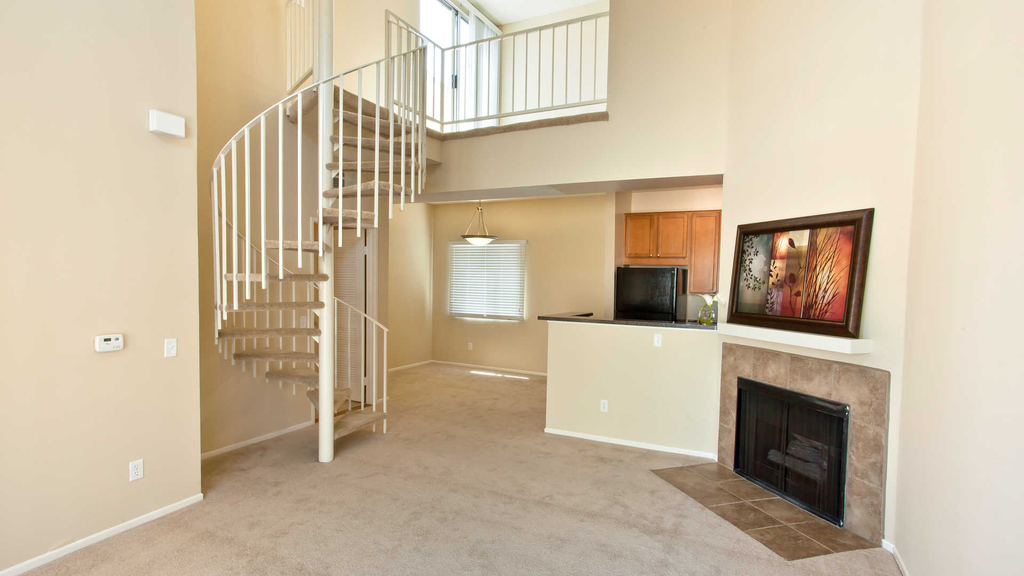 230 North Kenwood Street - Photo 8