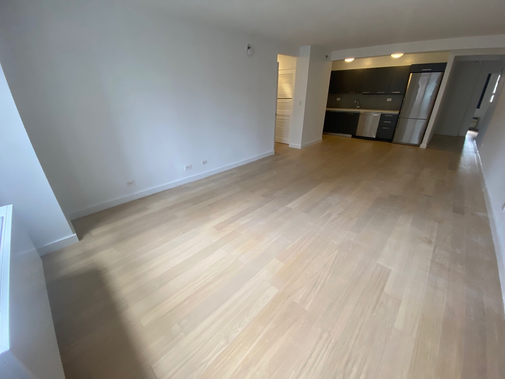 East 39th Street - Photo 1