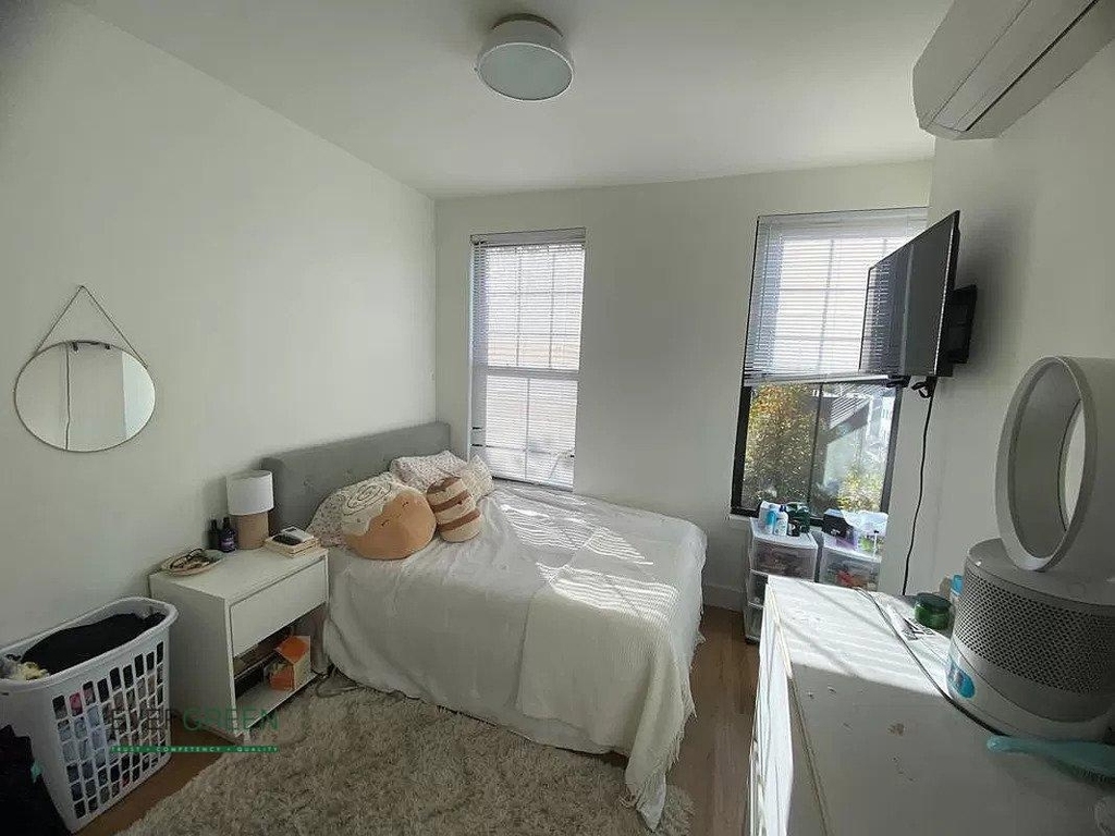 1269 Herkimer Street - Photo 3