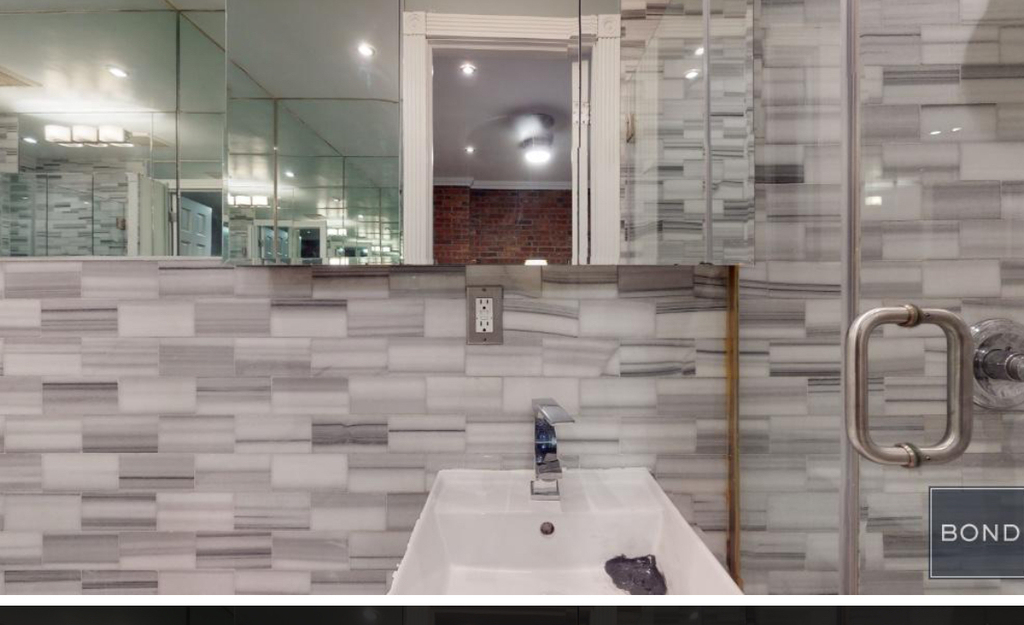 West 52nd   Street - Photo 9