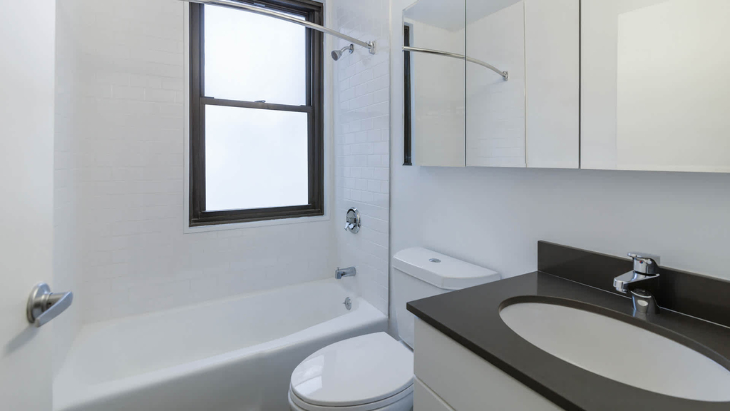 240 East 27th Street - Photo 20