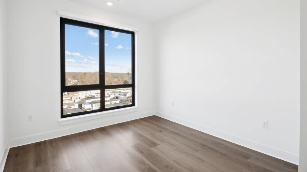 655 Washington Street - Photo 22