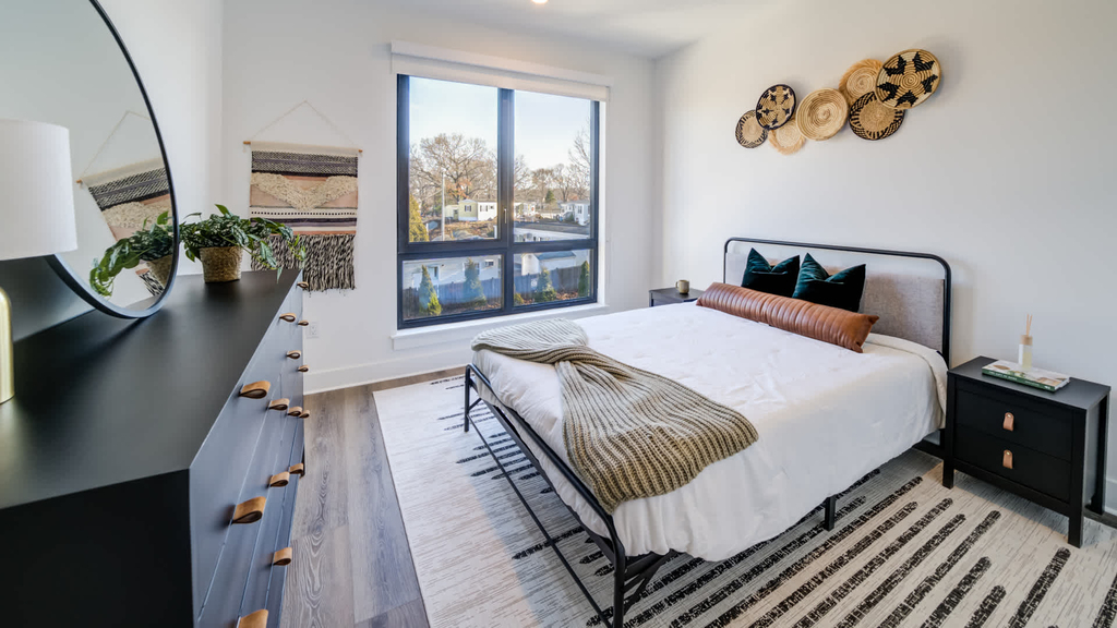 655 Washington Street - Photo 11