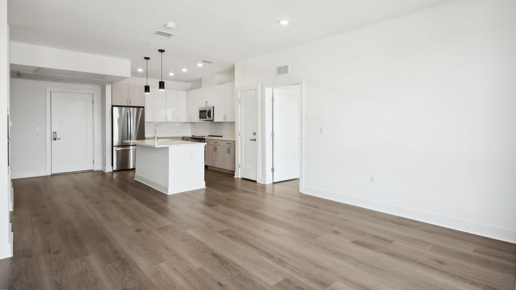 655 Washington Street - Photo 9