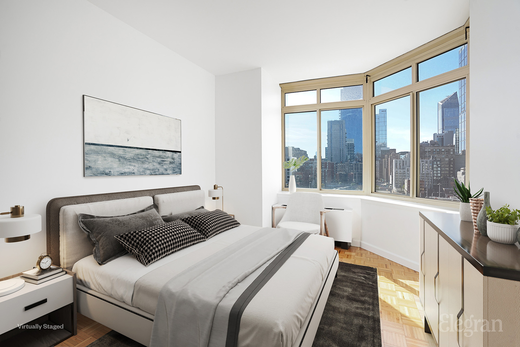  West 42nd Street - Photo 1