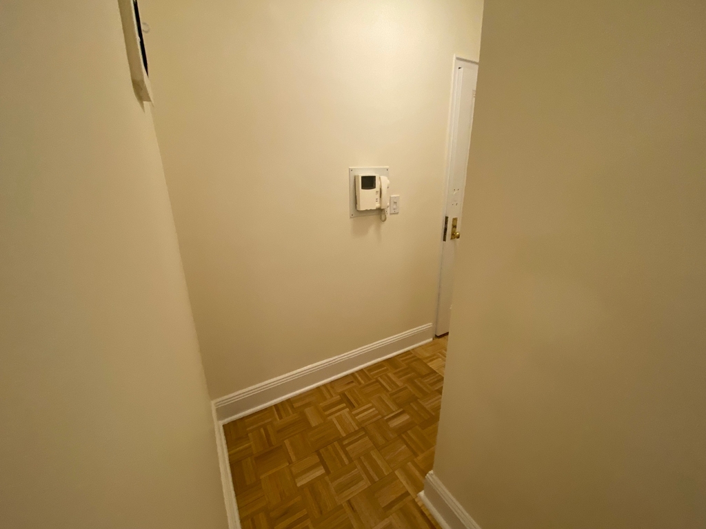 East 24 street  - Photo 2