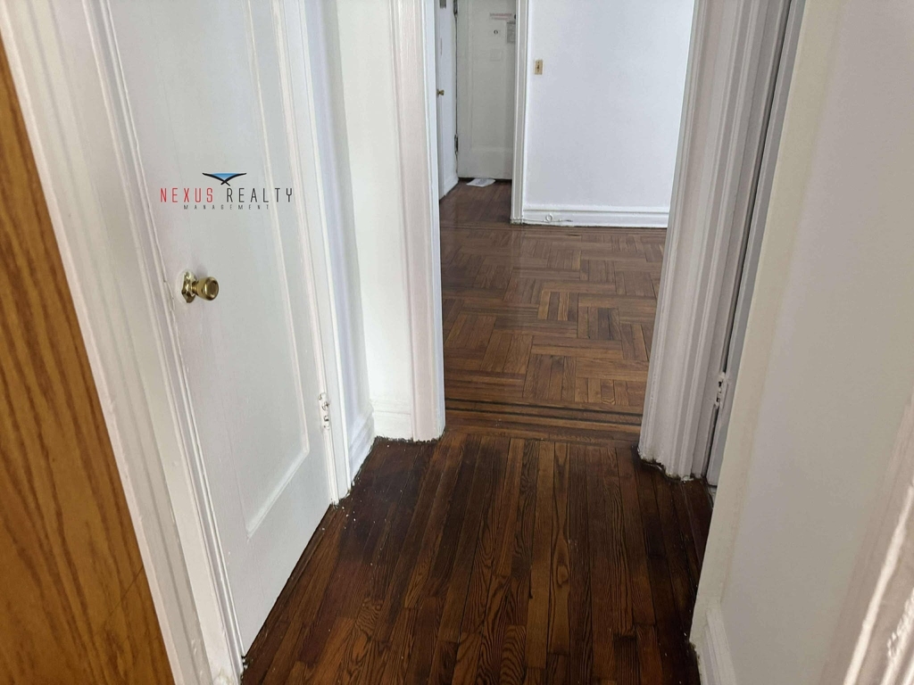41-42 40th Street - Photo 4