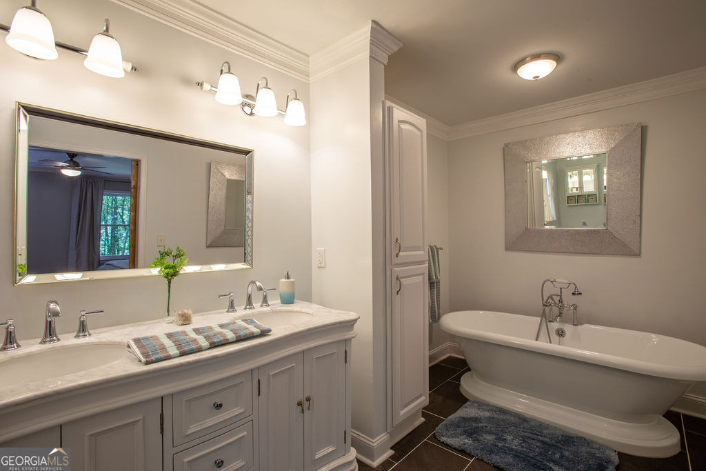 297 Graves Road - Photo 9