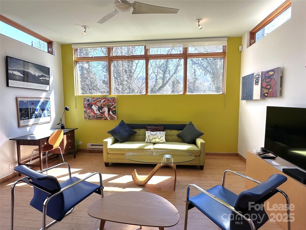 130c Biltmore Avenue - Photo 3