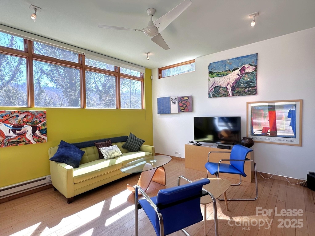 130c Biltmore Avenue - Photo 2