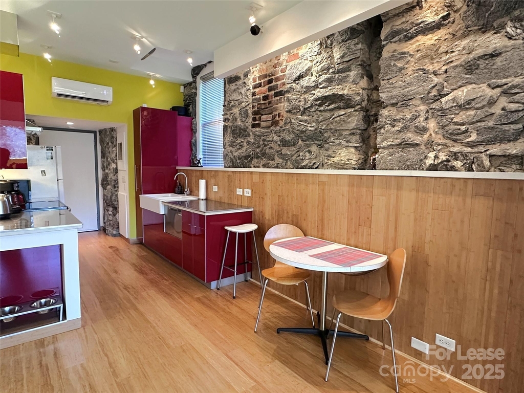 130c Biltmore Avenue - Photo 4