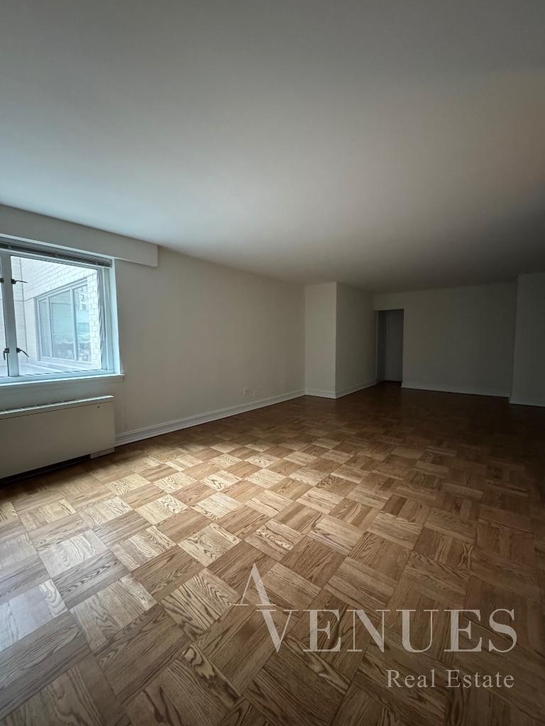 East 71st Street - Photo 0