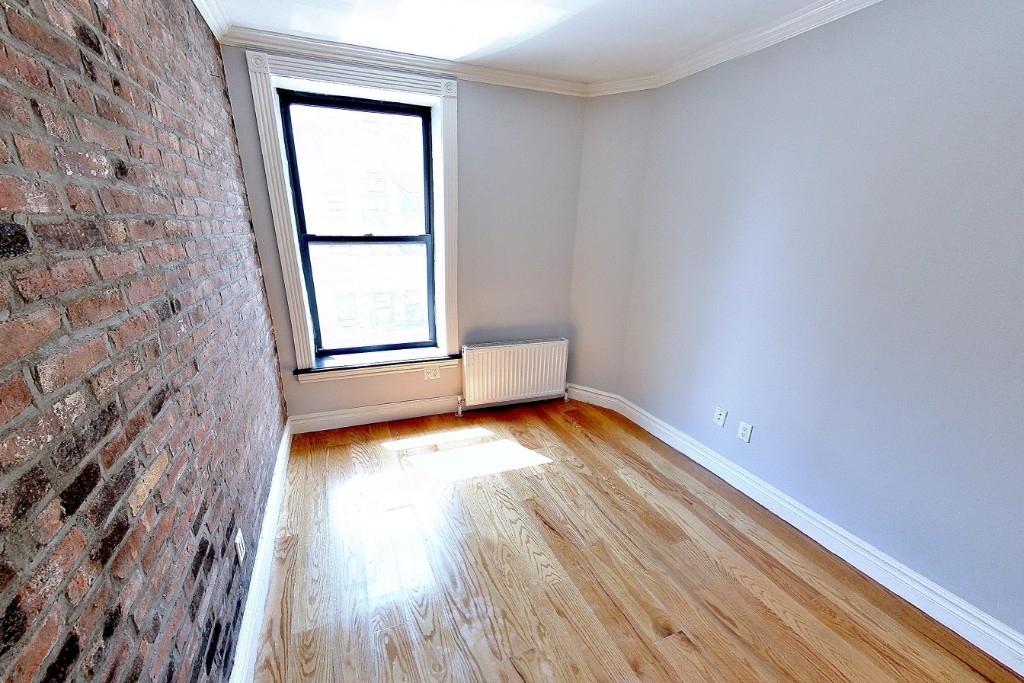 343 East 5th Street - Photo 3