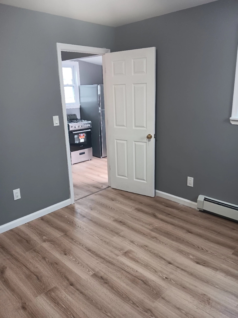 Stylish Studio in Saint Albans - Photo 3