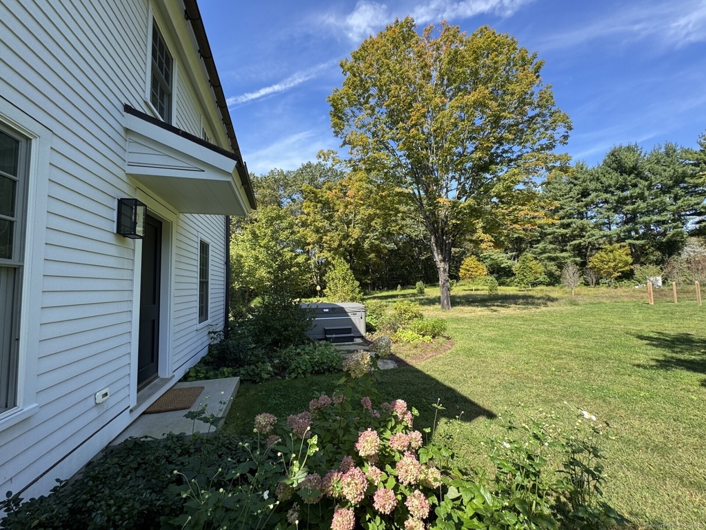 24 Old Roxbury Road - Photo 36