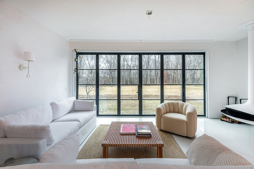 24 Old Roxbury Road - Photo 5