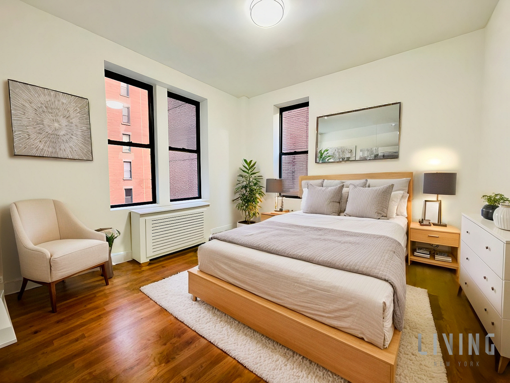 200 West 58th Street - Photo 1