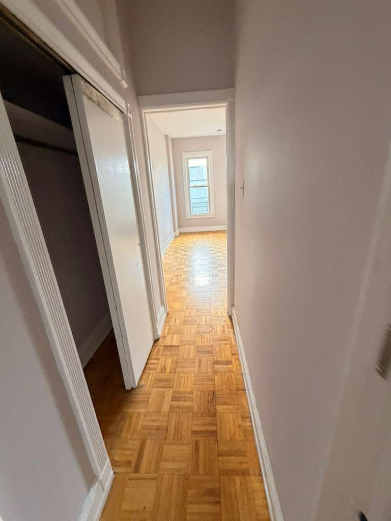 208 Pennsylvania Avenue - Photo 5