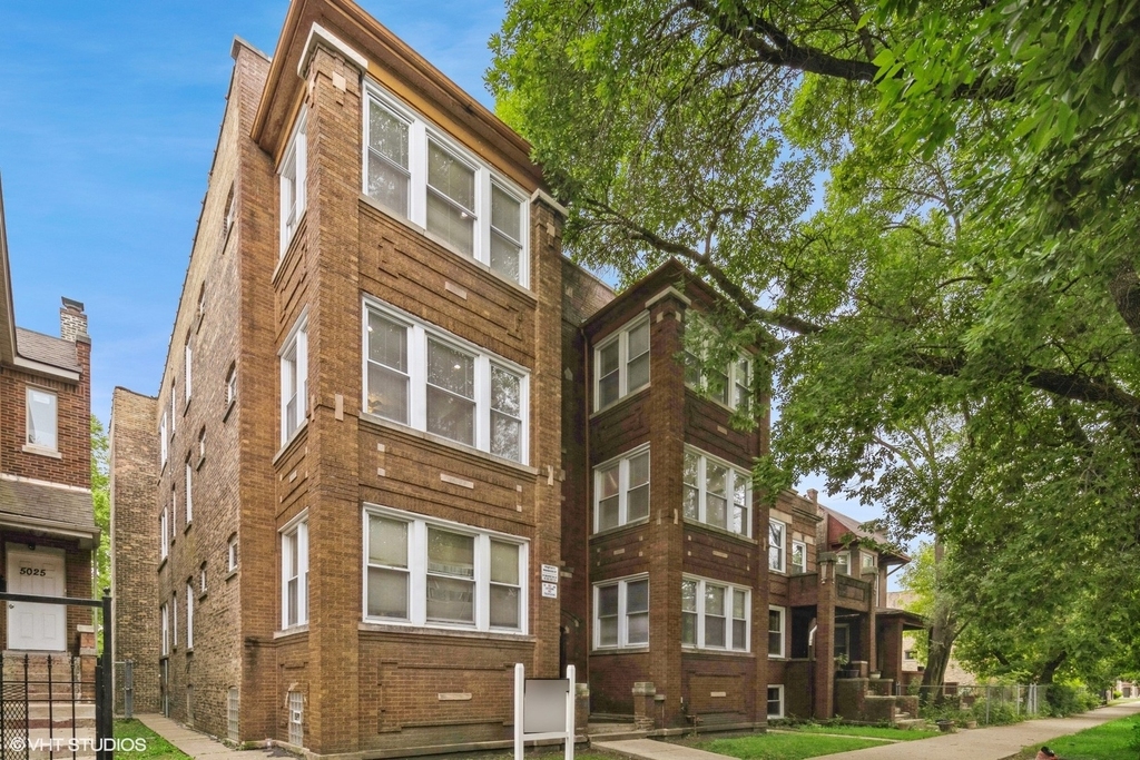 5029 W Washington Boulevard - Photo 0