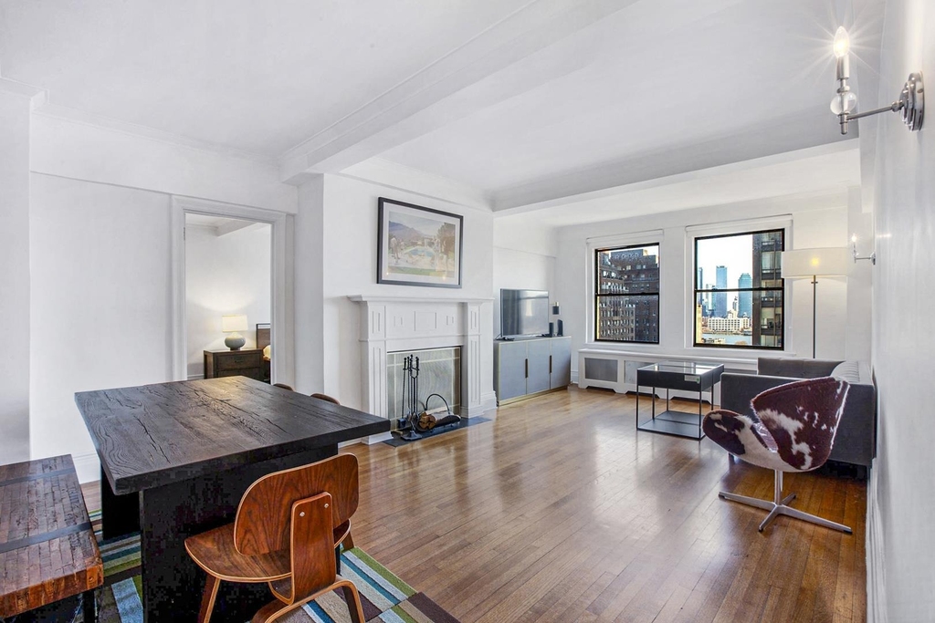 865 1st Avenue - Photo 0