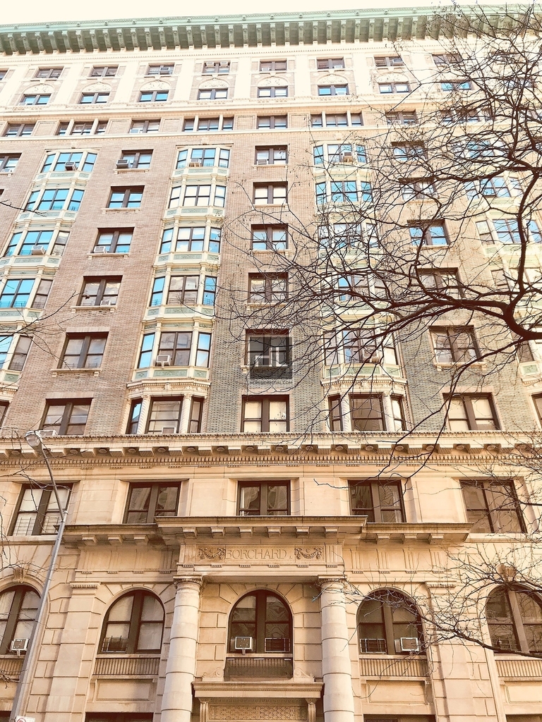 W 98th St - Photo 8