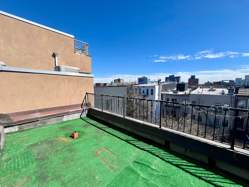 320 melrose st - Photo 7