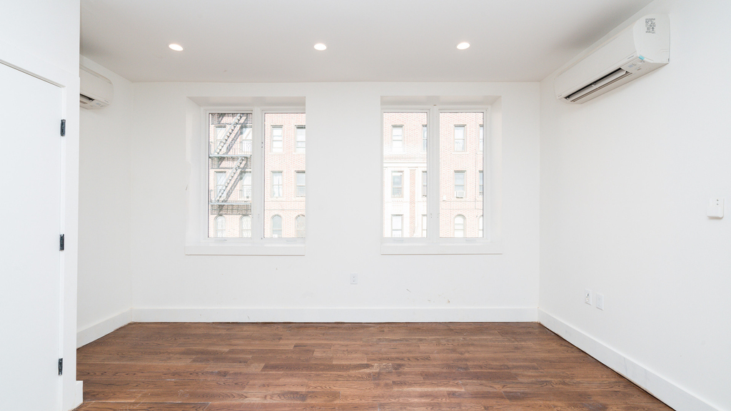 1054 Bushwick Avenue - Photo 5