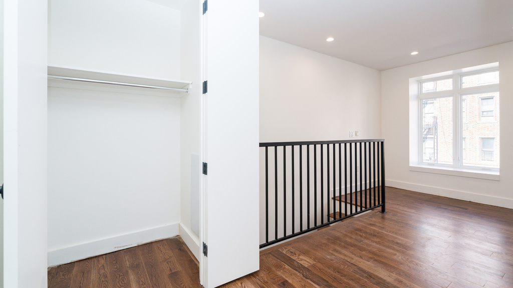1054 Bushwick Avenue - Photo 4