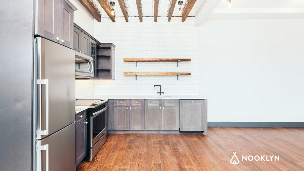 269 Meserole Street - Photo 3